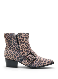 Extra Weite - Leopard-Knöchelstiefel mit Schnalle und Nieten