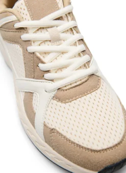 Extra Weite - Sportliche Sneakers mit Mesh
