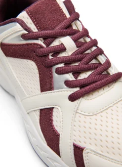 Extra Weite - Sportliche Sneakers mit Mesh