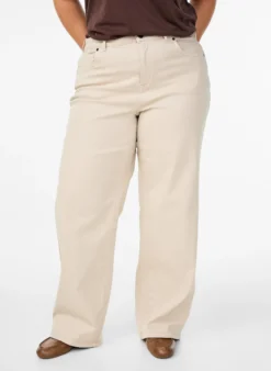 Farbige Myra Jeans mit weiter Passform und hoher Taille