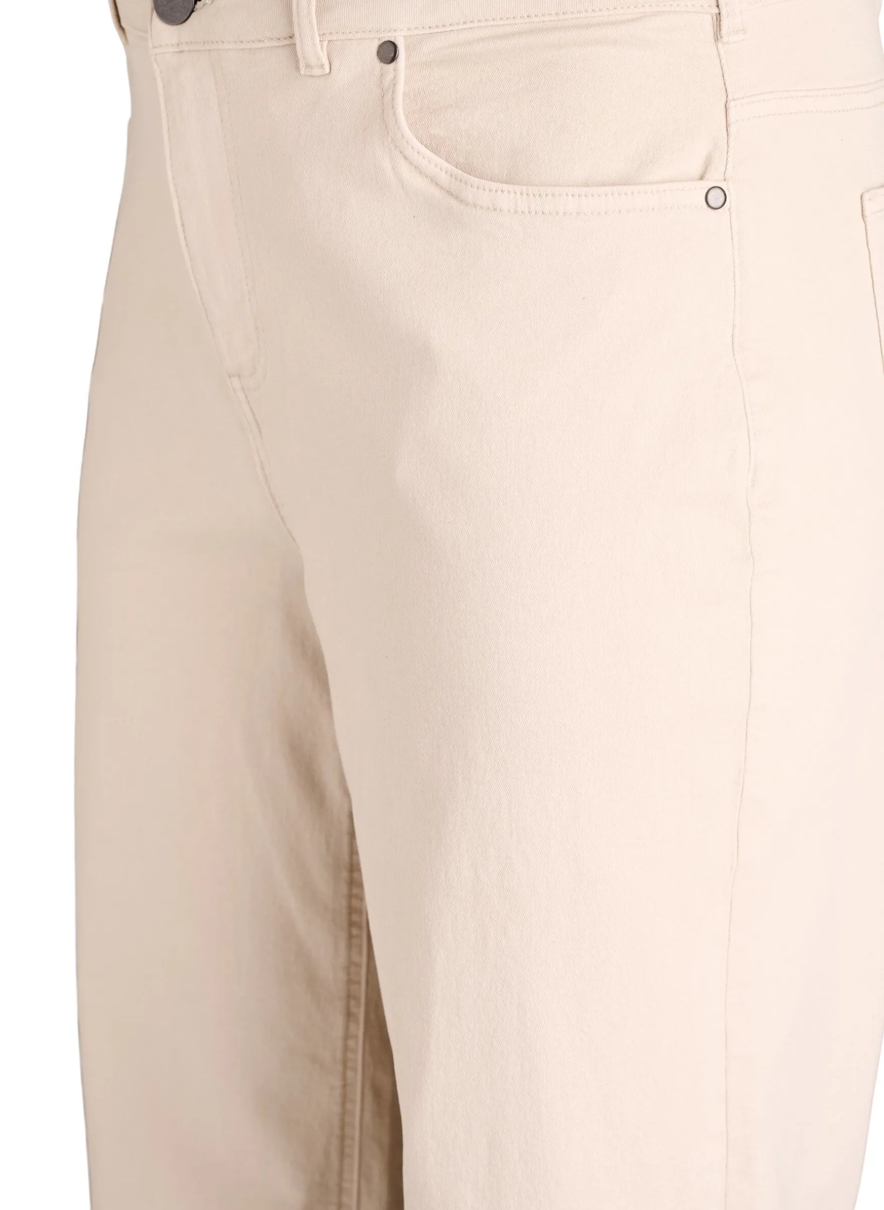 Farbige Myra Jeans mit weiter Passform und hoher Taille
