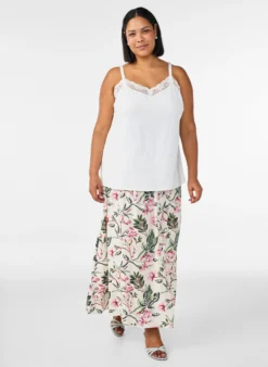 FLASH - Cami-Top mit V-Ausschnitt und Spitzen