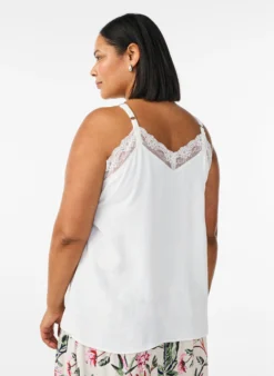 FLASH - Cami-Top mit V-Ausschnitt und Spitzen