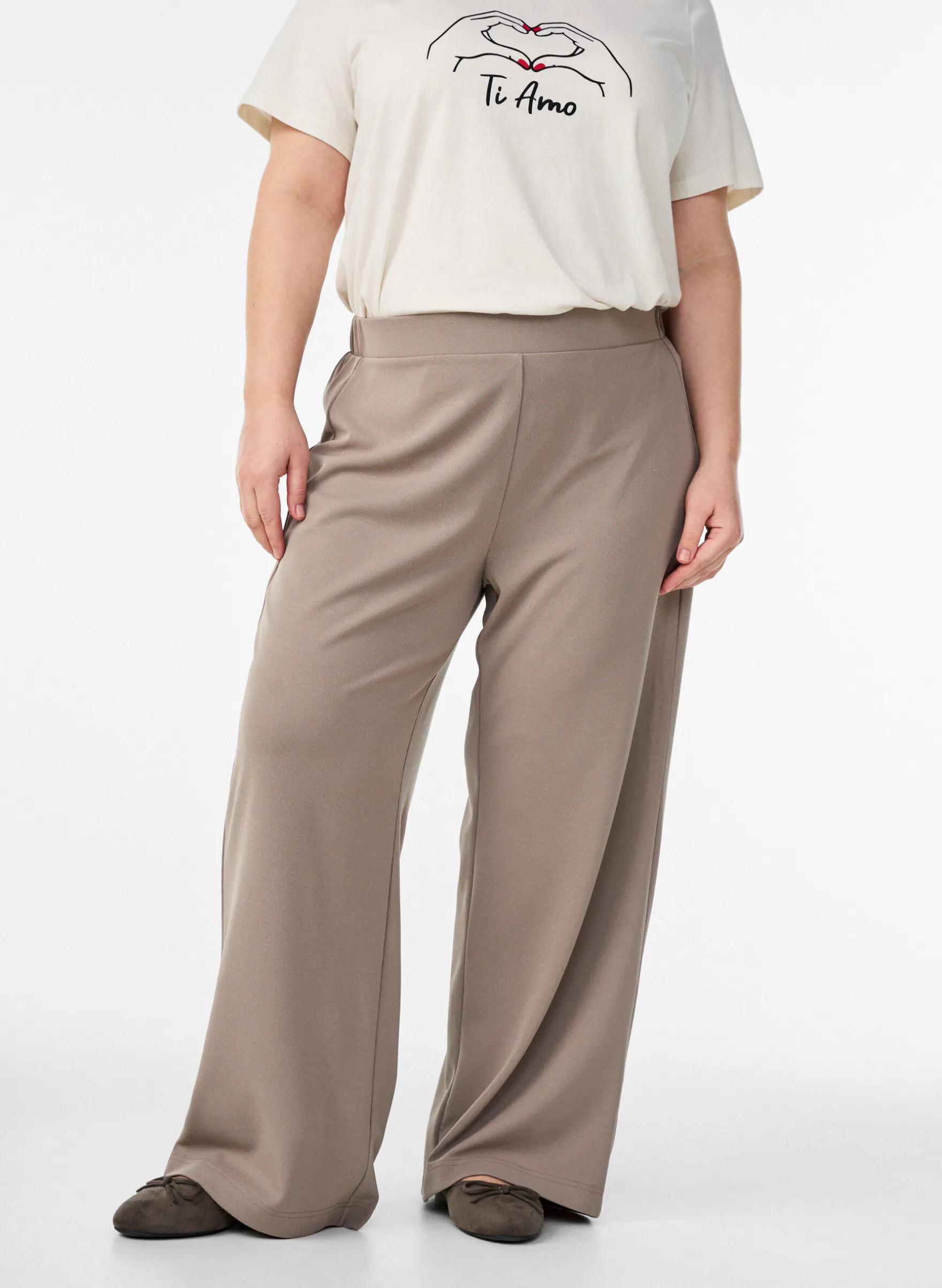 FLASH - Hose mit weitem Bein