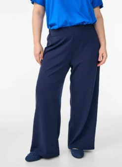 FLASH - Hose mit weitem Bein