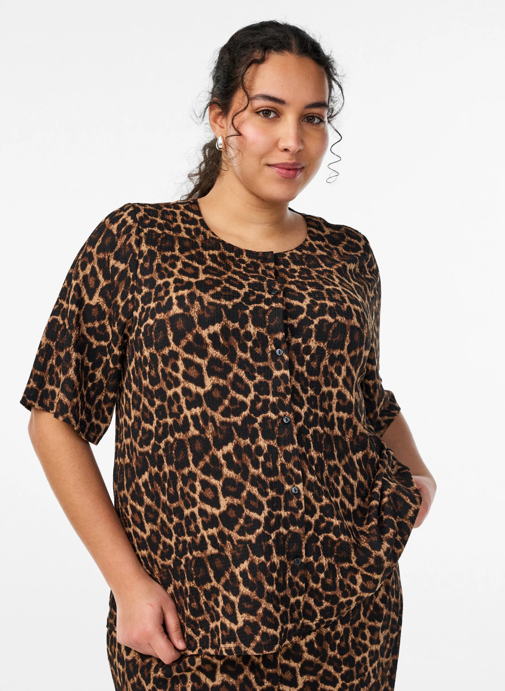 FLASH - Kurzärmelige Bluse mit Struktur und Knopfleiste