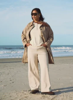 Frühlingsjacke mit Kragen aus Wildlederimitat und verdeckter Knopfleiste