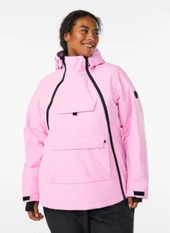 Funktionelle Skijacke mit Kapuze