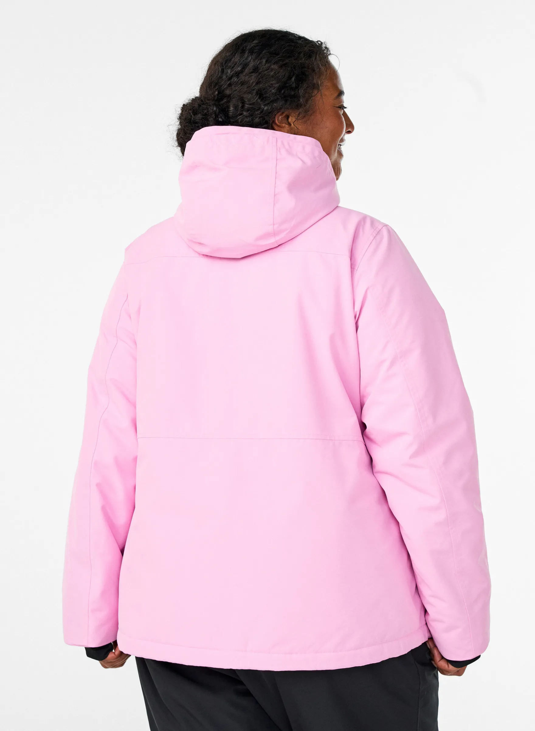 Funktionelle Skijacke mit Kapuze