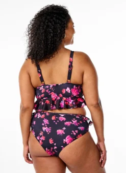 Geblümte Bikinihose im Brasilianischen Schnitt