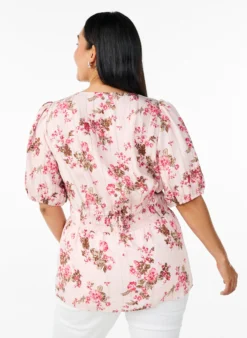 Geblümte Bluse mit kurzen Ärmeln und geraffter Taille