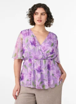 Geblümte Chiffonbluse mit kurzen Ärmeln