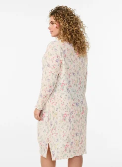 Geblümtes Kleid mit gewellter Textur