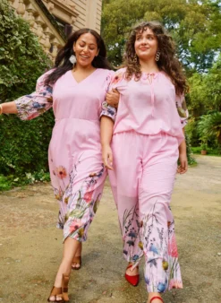 Geblümtes Midikleid mit Empire-Taille