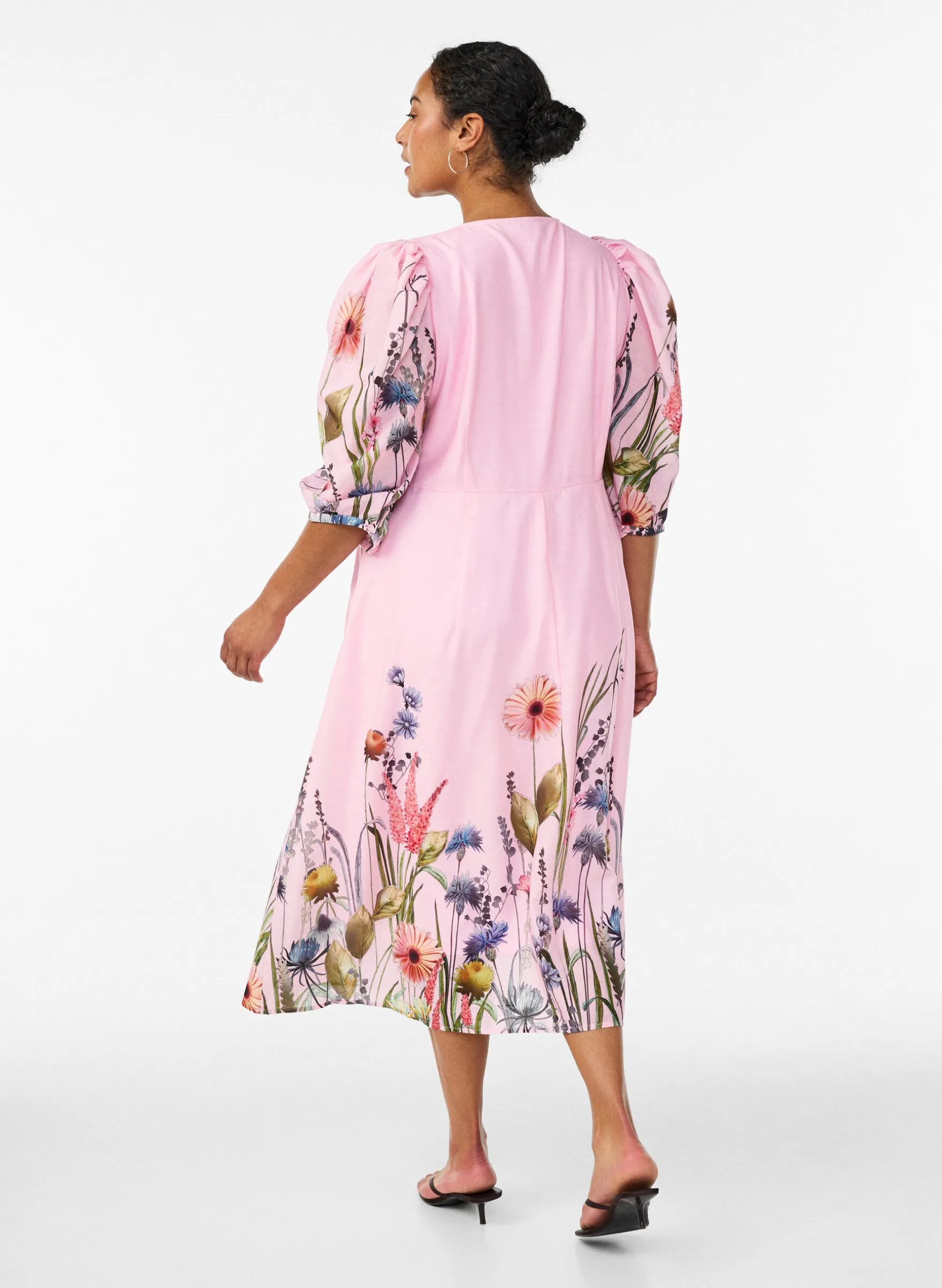 Geblümtes Midikleid mit Empire-Taille