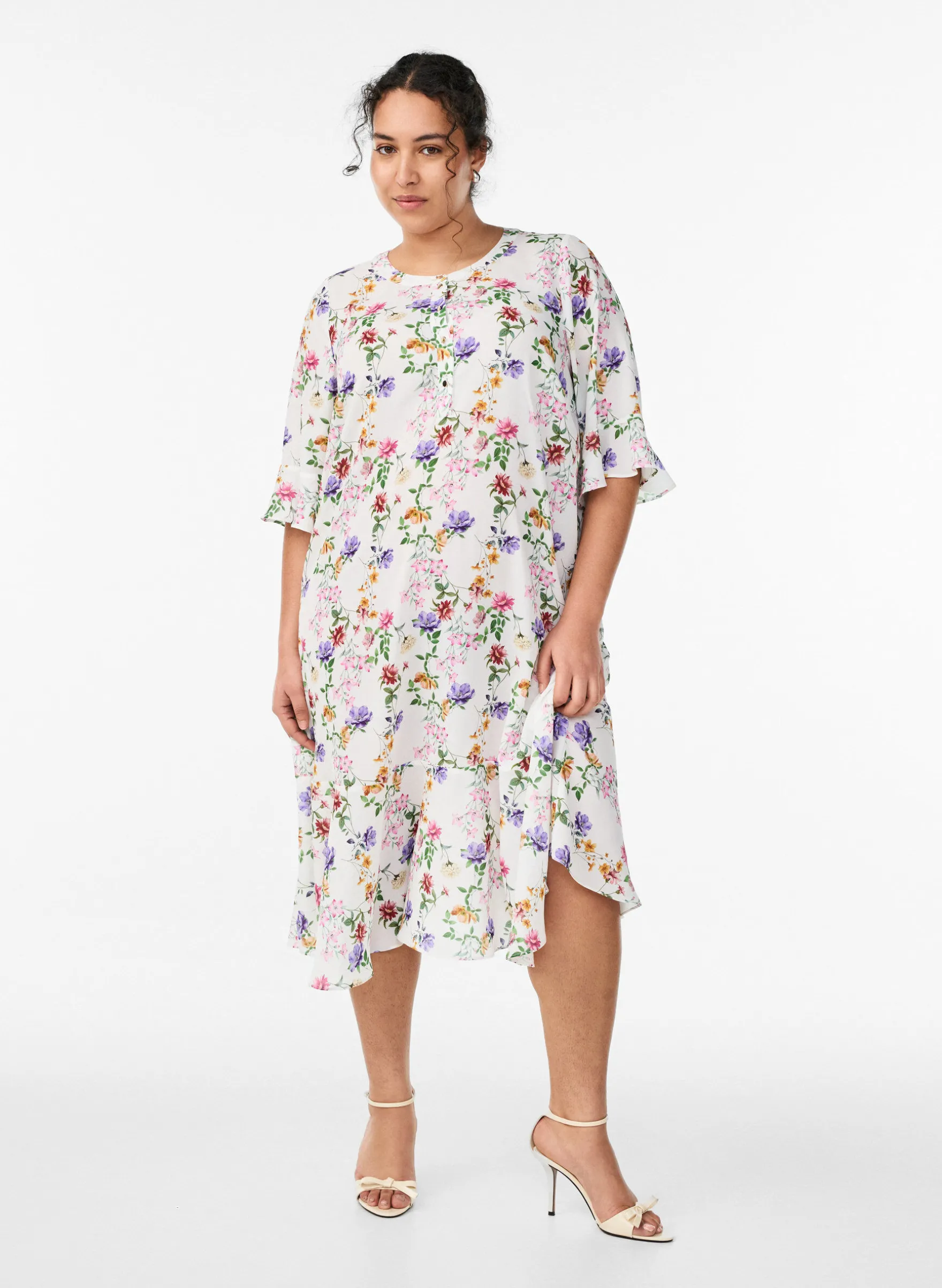 Geblümtes Midi-Kleid mit 3/4-Ärmeln