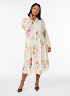 Geblümtes Midikleid mit Rüschenkragen und Knopfleiste