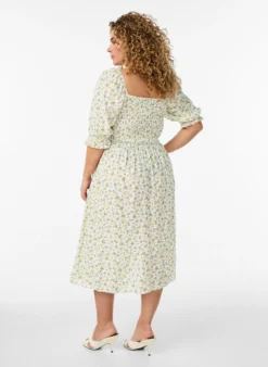 Geblümtes Sommerkleid aus Viskose
