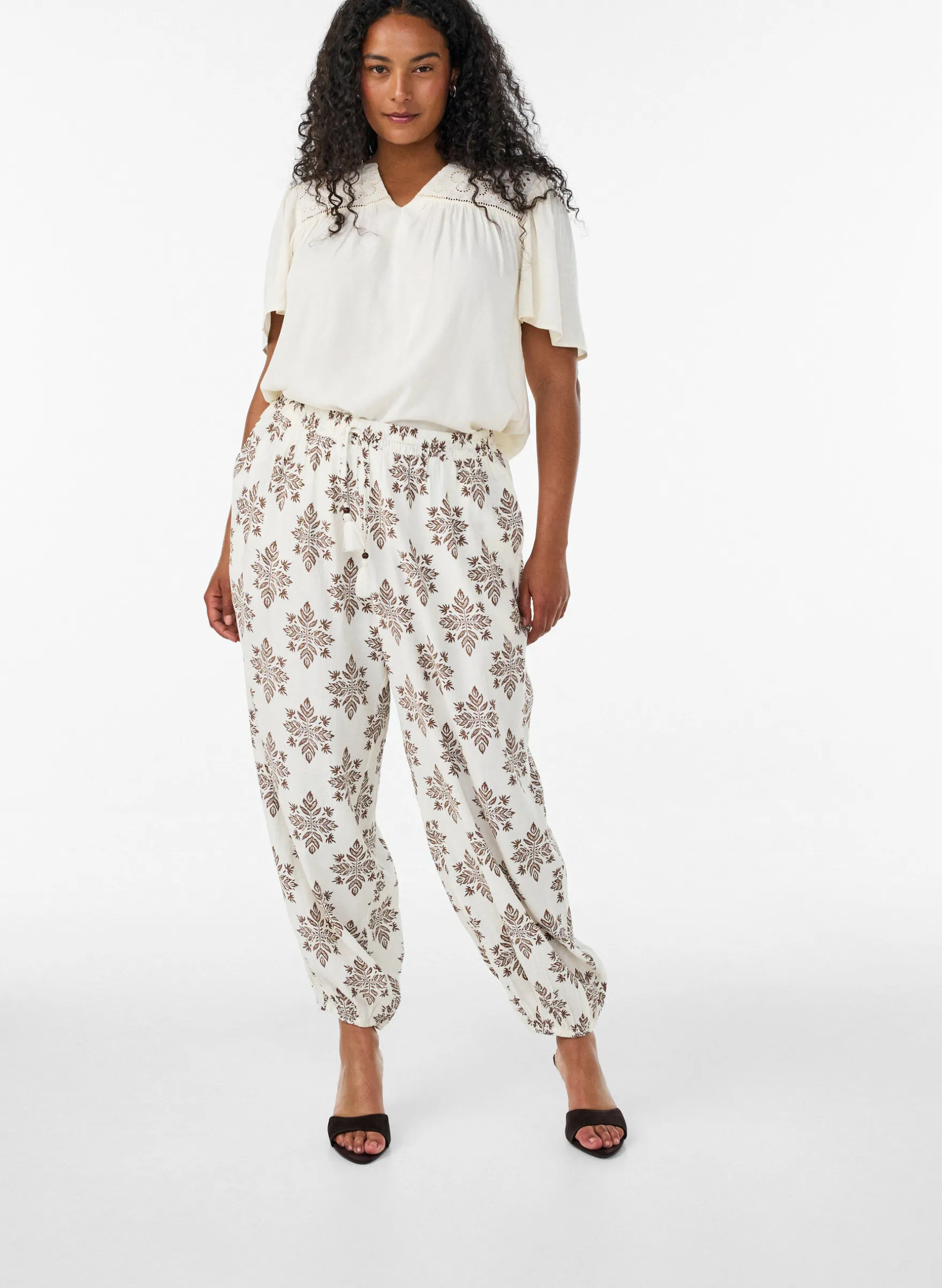 Gemusterte Ballonhose mit hoher Taille