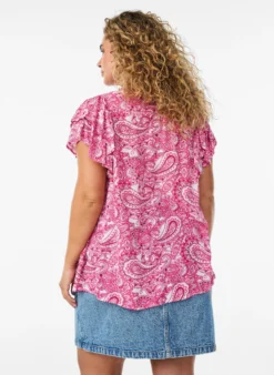 Gemusterte Bluse aus Viskose mit Rüschendetails