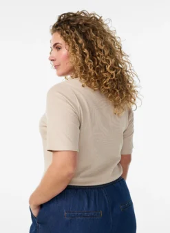 Geripptes Basic-T-Shirt mit Rundhalsausschnitt