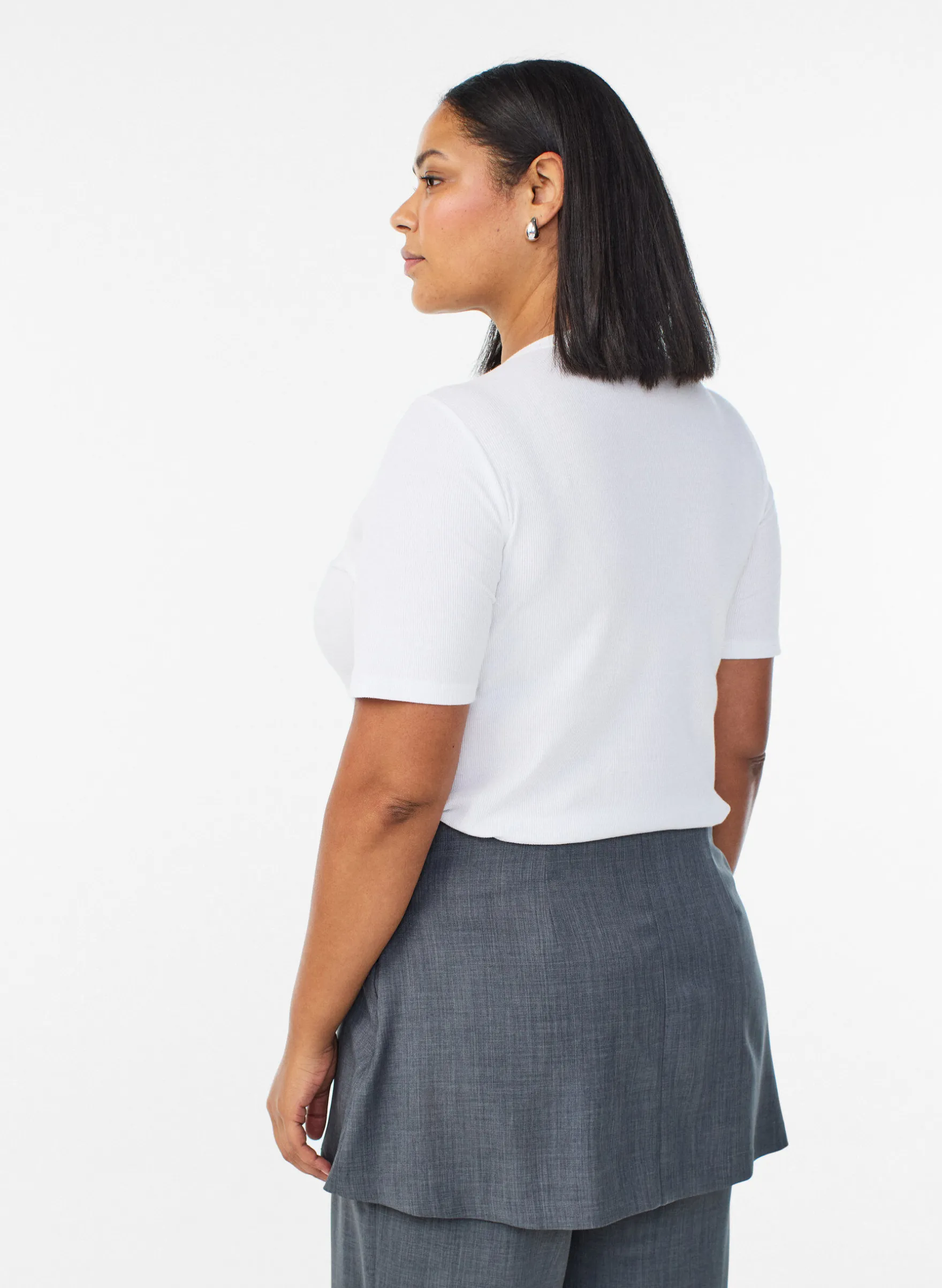 Geripptes Basic-T-Shirt mit Rundhalsausschnitt