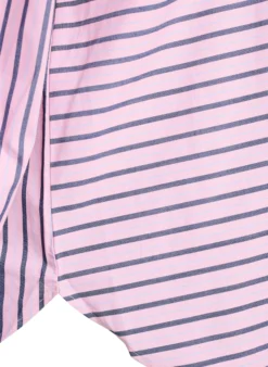 Gestreifte Hemd mit klassischem Kragen und langen Ärmeln