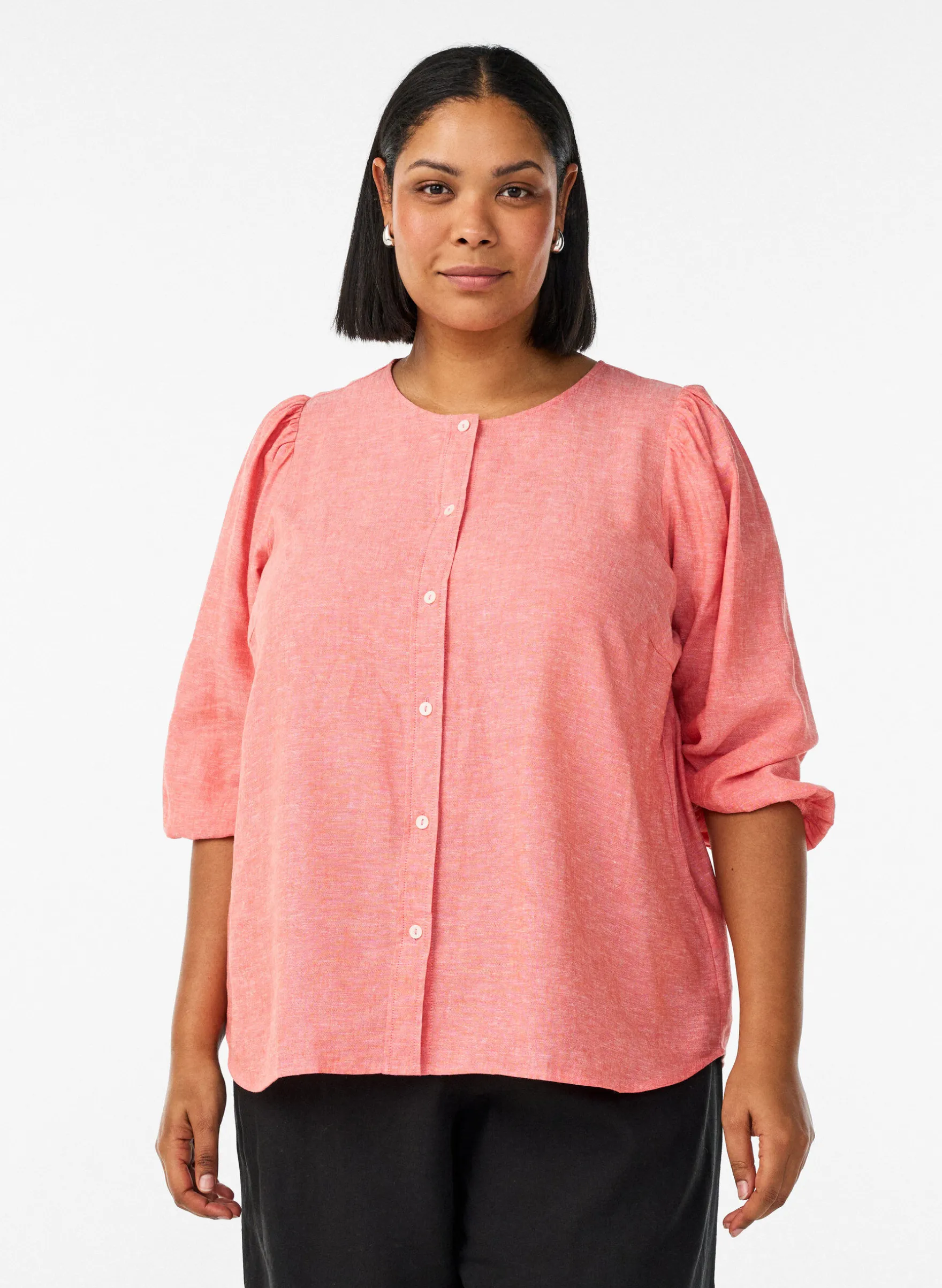 Hemdbluse aus Leinen und Viskose mit 3/4-Ärmeln