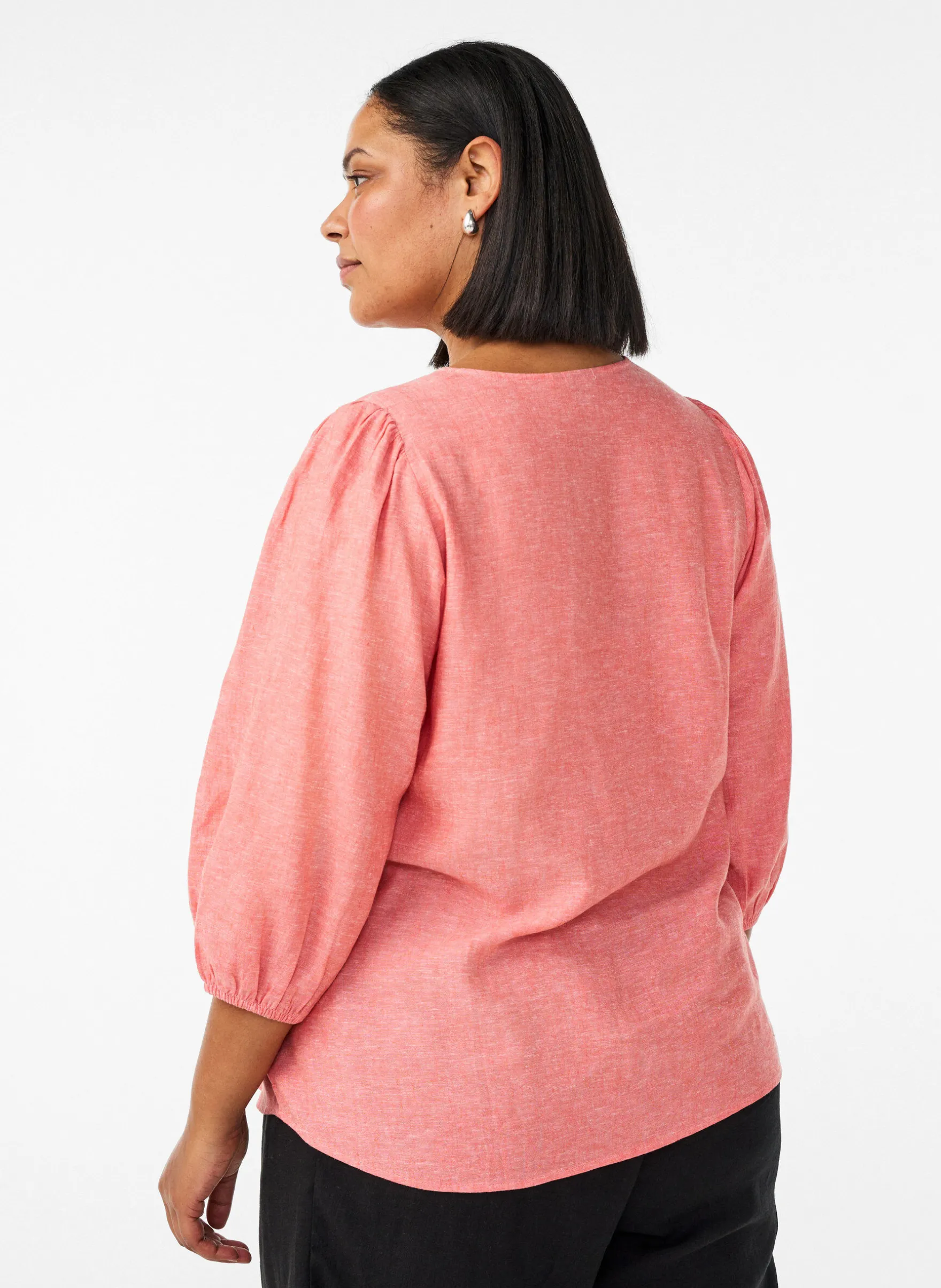 Hemdbluse aus Leinen und Viskose mit 3/4-Ärmeln
