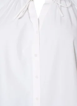 Hemdbluse mit Knopfleiste und Bindegürtel