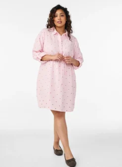 Hemdblusenkleid aus Baumwoll-Musselin mit bestickten Motiven