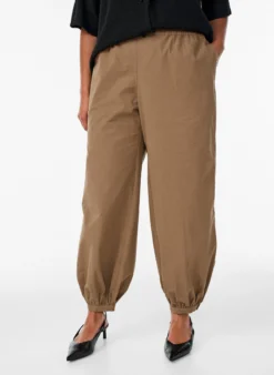 Hoch taillierte Ballonhose aus Baumwolle