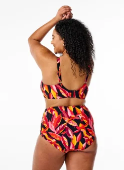 Hoch taillierte Bikinihose mit Print