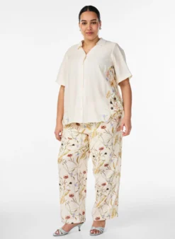 Hoch taillierte Hose aus Viskose mit Blumenmuster