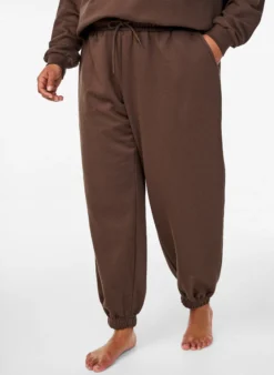 Hoch taillierte Sweatpants mit Taschen