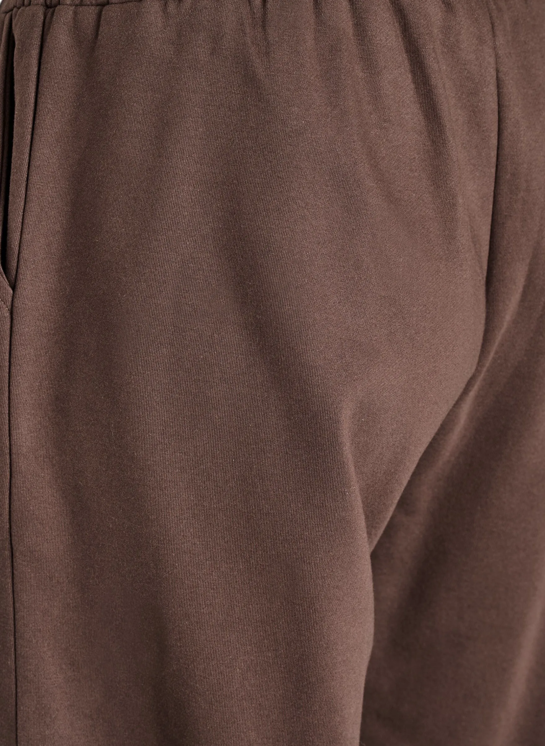 Hoch taillierte Sweatpants mit Taschen