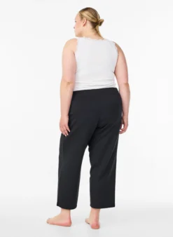 7/8-Hose aus Modalmix mit Taschen