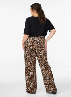 Hose mit geradem Bein und Leopardenmuster