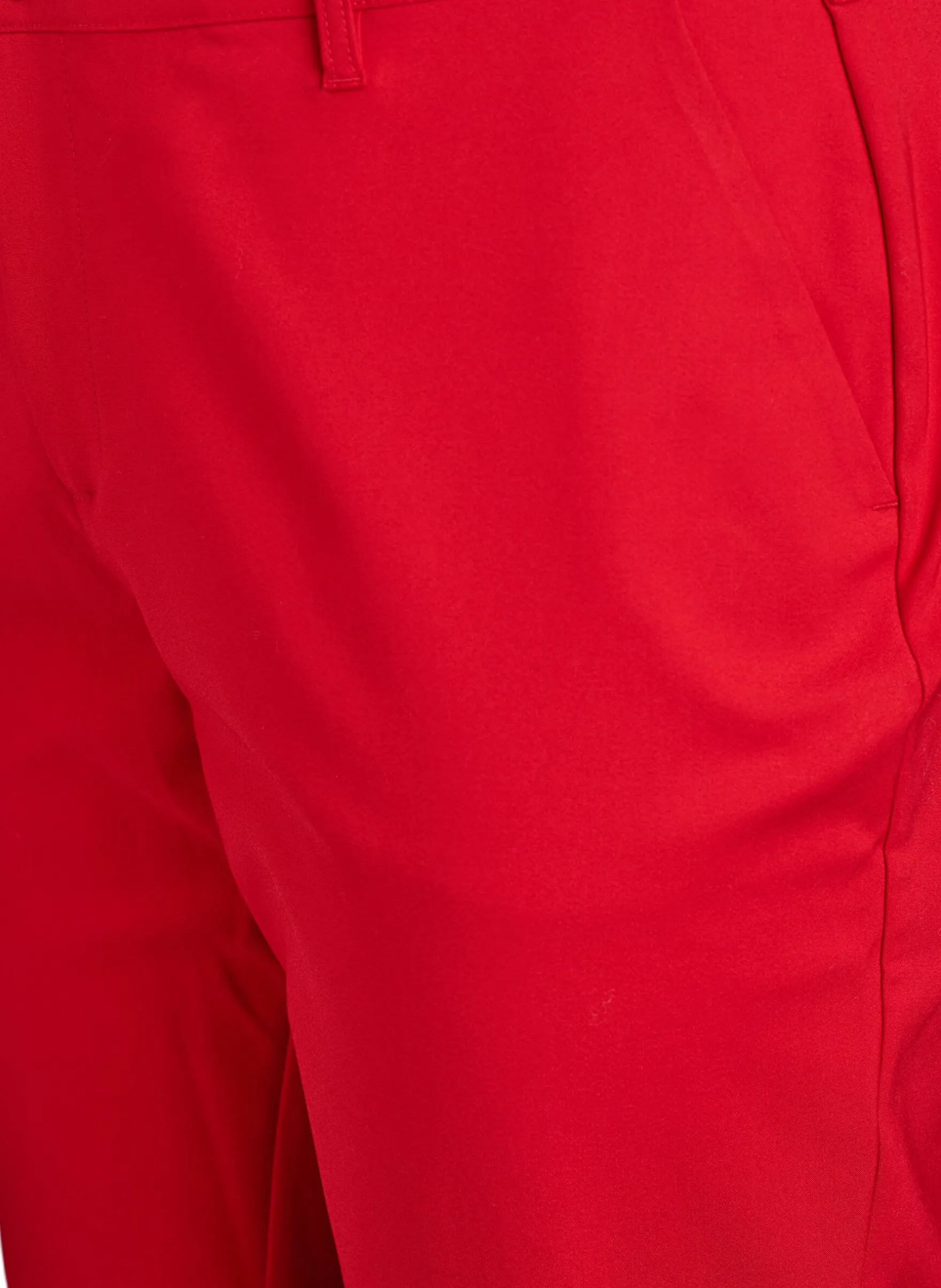 Hose mit hohem Bund und geradem Bein
