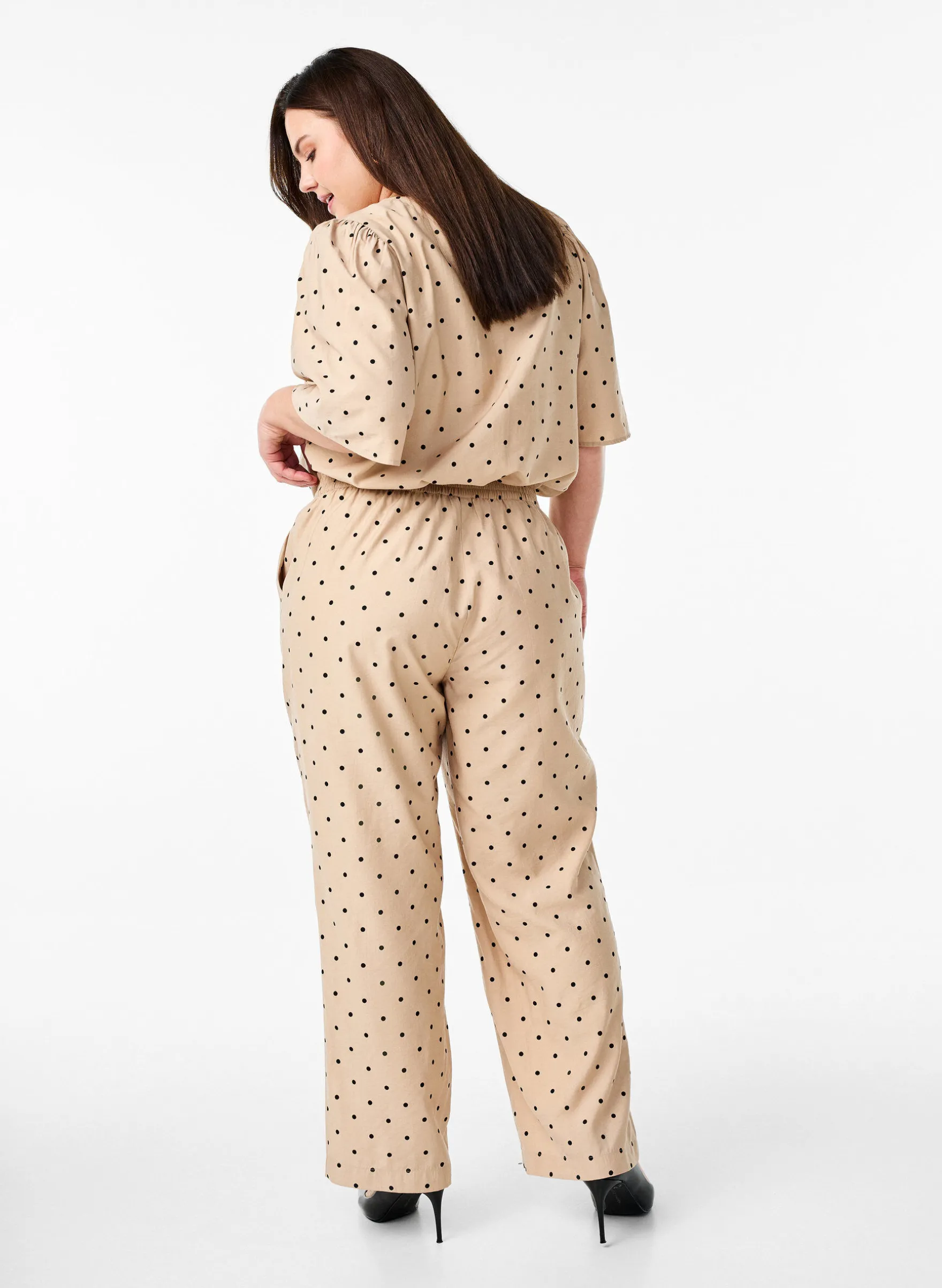 Hose mit Polka Dots und geradem Bein