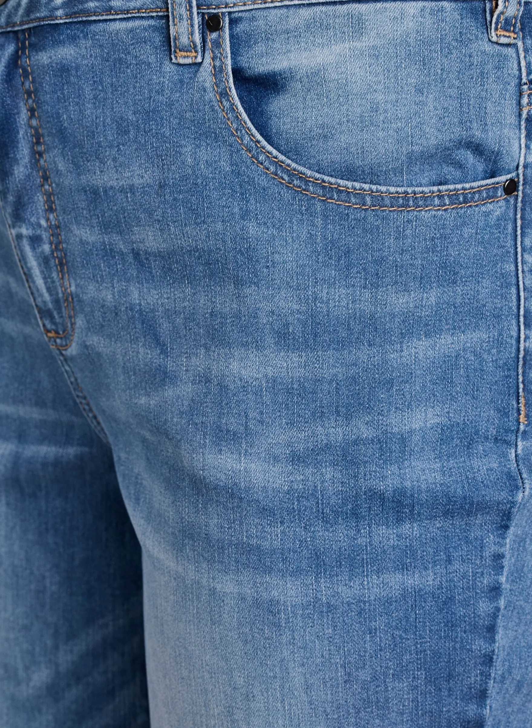7/8-Jeans mit Umschlag und hoher Taille