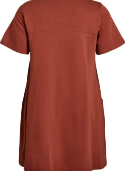 Jerseykleid mit kurzen Ärmeln und Taschen