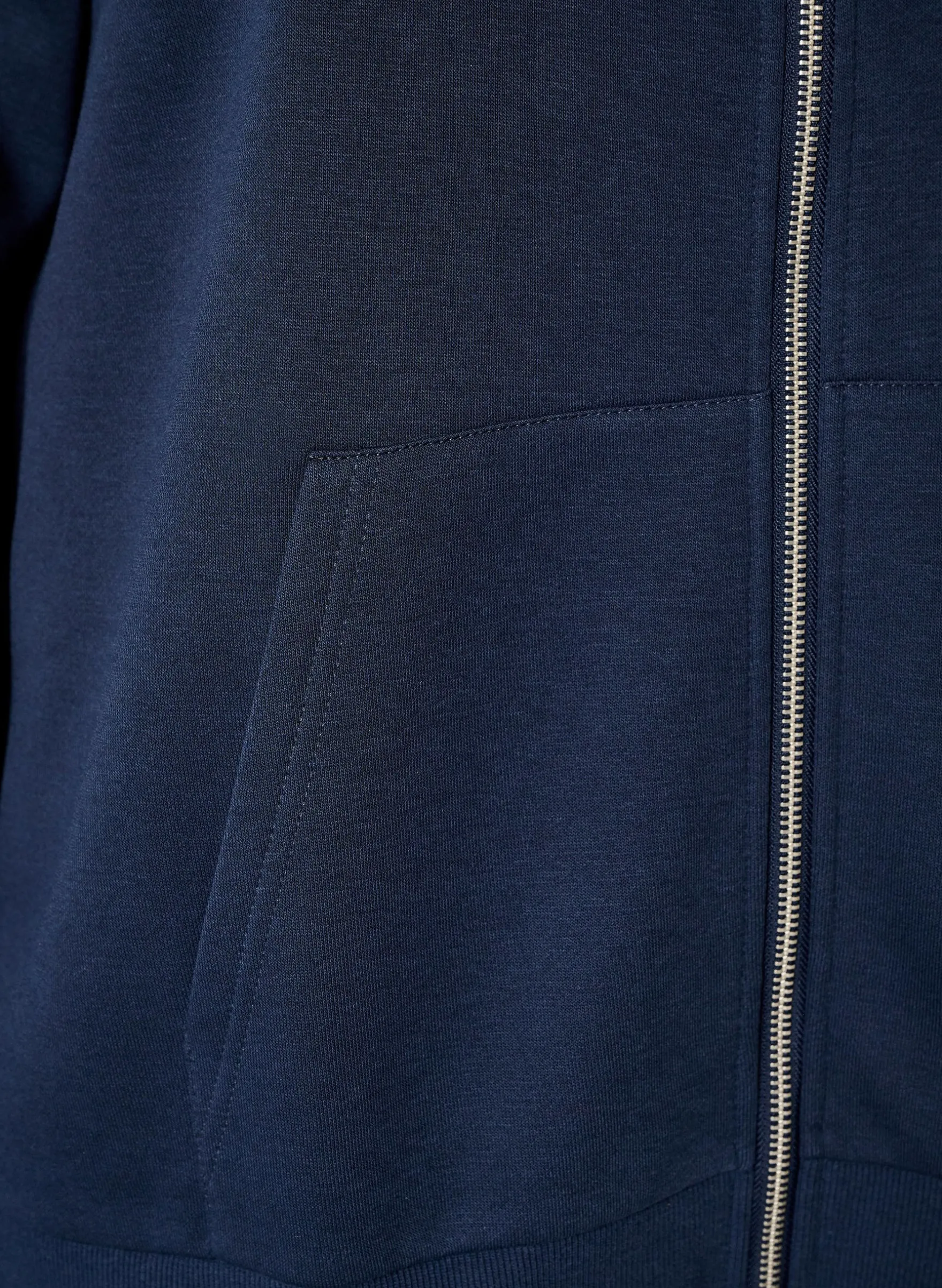 Kapuzensweatshirt mit Reißverschluss und Taschen