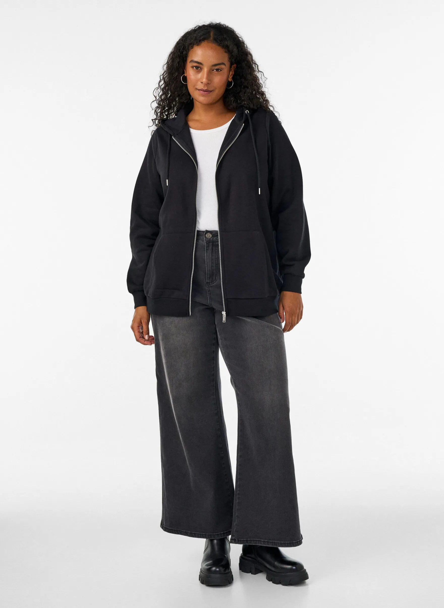 Kapuzensweatshirt mit Reißverschluss und Taschen