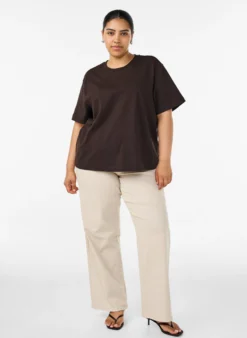 Kastiges T-Shirt aus Baumwolle