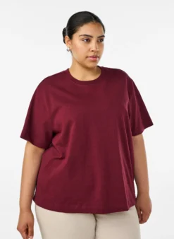 Kastiges T-Shirt aus Baumwolle