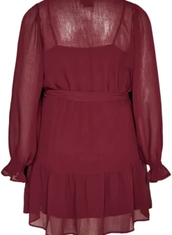 Kleid aus leichtem Webstoff mit Rüschen und Bindegürtel