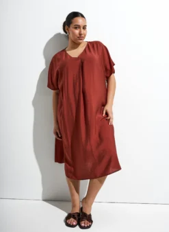 Kleid aus Viskose mit V-Ausschnitt