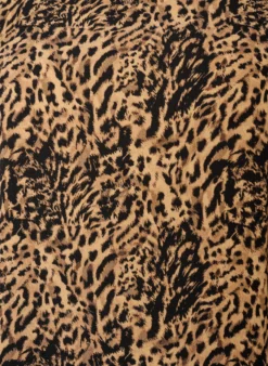 Kleid mit Aufdruck und kurzen Ärmeln