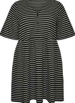 Kleid mit gerippter Textur und Empire-Linie